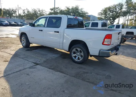 2023 Ram 1500 Big Horn 4X4 5'7 Box z USA, uszkodzony, nr VIN 1C6RRFFG9PN524451